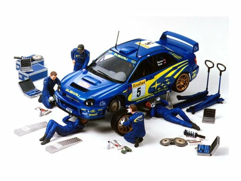 Tamiya Bausatz Rally Mechaniker Figurenset 1:24 4 Tamiya Bausatz Rally Mechaniker Figurenset 1:24 – Bild 2