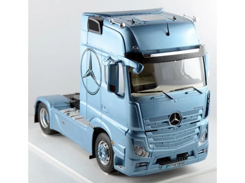 Italeri Bausatz Mercedes Benz Actros Giga Space 1:24 4 Italeri Bausatz Mercedes Benz Actros Giga Space 1:24 – Bild 2