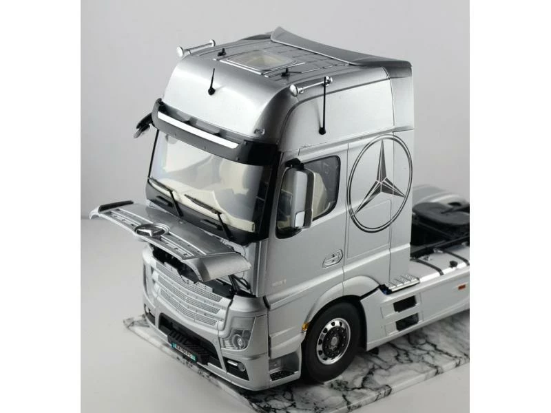 Italeri Bausatz Mercedes Benz Actros Giga Space 1:24 7 Italeri Bausatz Mercedes Benz Actros Giga Space 1:24 – Bild 5