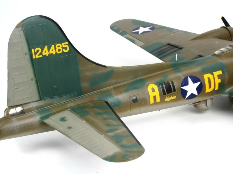 Revell Bausatz Boeing B-17F Memphis Belle 1:48 9 Revell Bausatz Boeing B-17F Memphis Belle 1:48 – Bild 7
