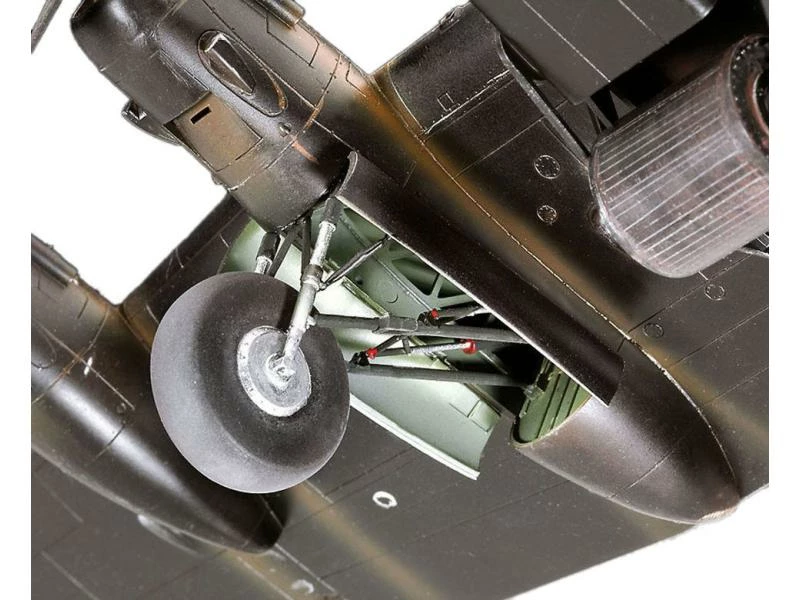 Revell Bausatz Avro Lancaster Dambuster 1:72 7 Revell Bausatz Avro Lancaster Dambuster 1:72 – Bild 5
