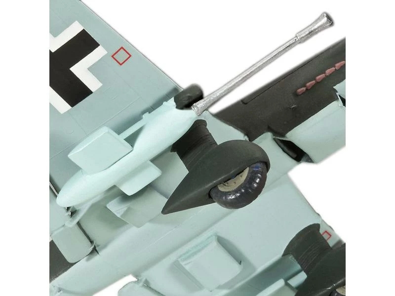 Revell Bausatz Junkers Ju 87 G-2 Tank Buster 1:72 8 Revell Bausatz Junkers Ju 87 G-2 Tank Buster 1:72 – Bild 6